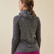 sudadera-flow-con-capucha-seamless (1)
