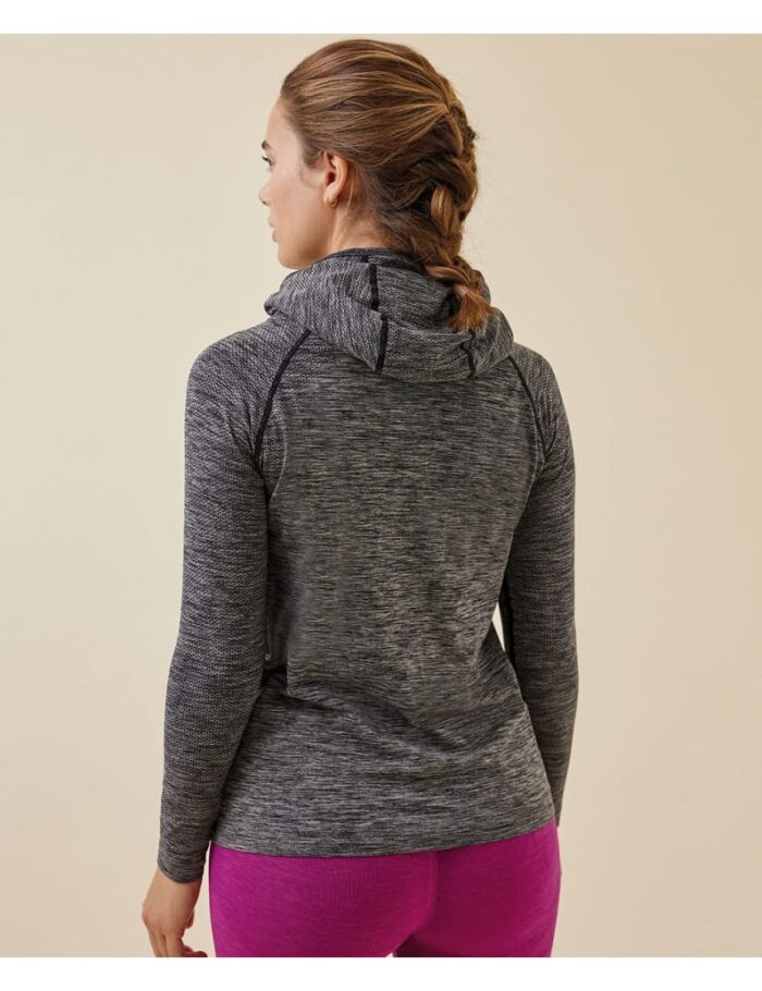 sudadera-flow-con-capucha-seamless (1)