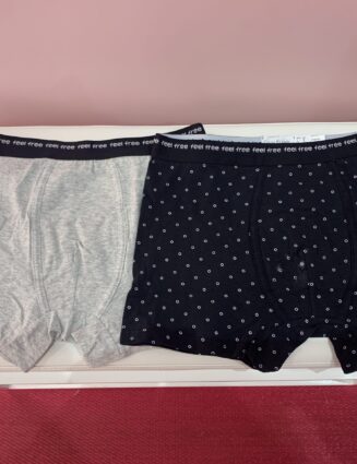 Lot de 2 boxers homme en coton et élasthanne, coupe ajustée confortable avec ceinture élastique pour un maintien optimal au quotidien.