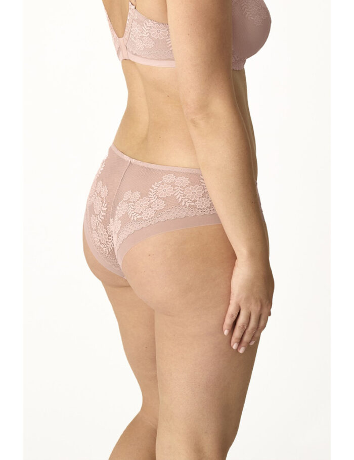 culotte-normale-dentelle-rose