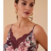 ENSEMBLE- LINGERIE-SHORT- AVEC-HAUT-EN- SATIN-STRETCH-PRUNE (1)