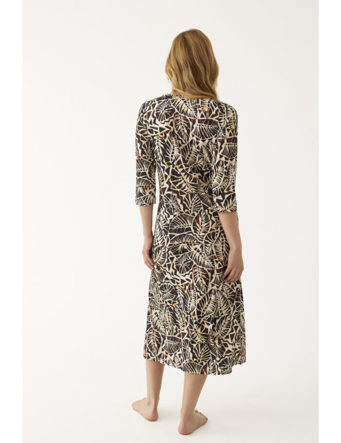 robe-de-plage-longue-a-manches-style-nomade (3)