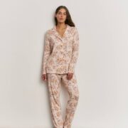 Pyjama-smoking-floral